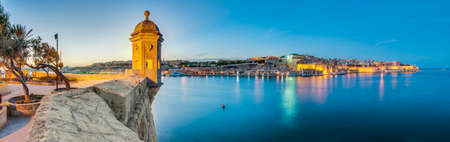 Fort Saint Michael gardjola (watch tower) in Senglea, Maltaのeditorial素材