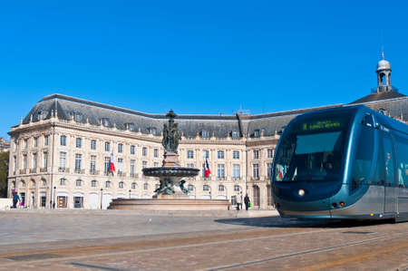 Square de la Bourse fountain located at Bordeaux, Franceのeditorial素材