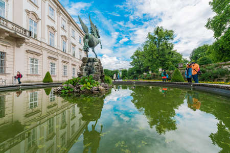 SALZBURG, AUSTRIA - MAY 30, 2016: Baroque Mirabell Garden (Mirabellgarten) in Salzburg, Austriaのeditorial素材