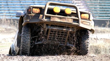 Extreme driving an SUV 