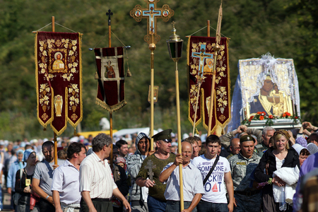 5 July 2013 ,the city Krasnousolsk , Bashkortostan,Russia   The feast of the Tabynsk icon of the Mother of God - the main Shrine of the believers of the southern Urals and Orenburg regions, Religious processionのeditorial素材
