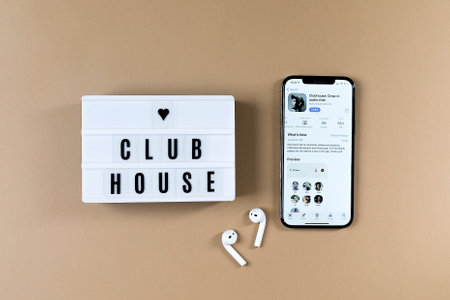 Astana, Kazaakhstan - February, 17, 2021: Social application on the smartphone - Clubhouse. New trendのeditorial素材
