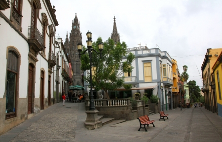 Typical canarian street in Arucas city, Gran Canaria, Spainのeditorial素材