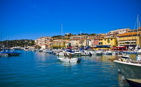 the harbour in Cassis, Franceのeditorial素材