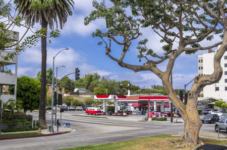 Los Angeles, California - June 10, 2013 : A small beautiful pertrol station located in the west of Los Angeles county.のeditorial素材