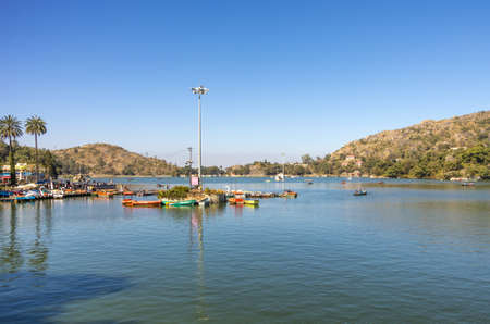Mount Abu, Rajasthan - Jan 01, 2014   Nakki Lake is a tourist attraction at Mount Abu, Rajasthan in India  Tourists enjoy boating here のeditorial素材