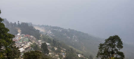Darjeeling, West Bengal - January 8, 2014   The beautiful scenic town of Darjeeling on a foggy winter evening  Darjeeling is a town in West Bengal state of India  A popular tourist destination, it is located in the Mahabharat Range or Lesser Himalaya at aのeditorial素材