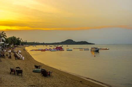 Koh Samui, Thailand - April 07, 2014   The beautiful Bophut beach at sunset in Koh Samui island of Thailand のeditorial素材