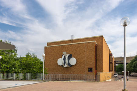 Minneapolis, Minnesota - August 20, 2014: A beautiful logo on the Anderson Hall building of the  University of Minnesota, Twin Cities.  It is the oldest and largest campus within the University of Minnesota system.のeditorial素材