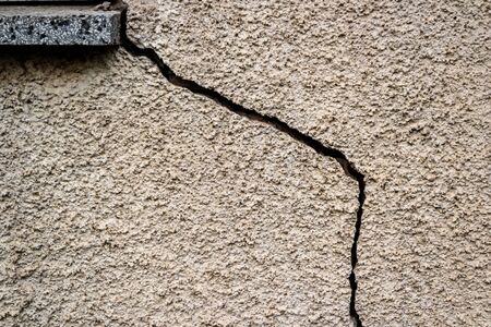 Crack in a wall construction defects