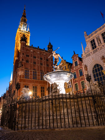 old town hall gdansk with neptune fountain in polandのeditorial素材