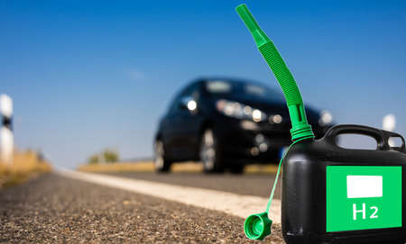 Canister with H2 hydrogen fuelの写真素材