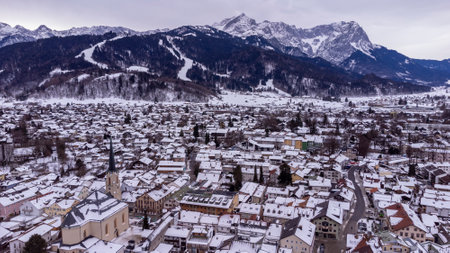 View of the town of Grainau with the Zugspitze in the background, Bavaria, German Alpsの写真素材