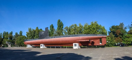 Odessa, Ukraine - 09.18.2018. Memorial of the heroic defense of Odessa in a sunny summer day. Coastal artillery no. 411のeditorial素材