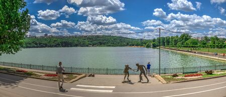 Chisinau, Moldova â 06.28.2019. Sculpture by the Valea Morilor Lake in Chisinau, Moldovaのeditorial素材