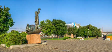 Dnipro, Ukraine 07.18.2020. Sculpture Youth of the Dnieper on the Dnipro embankment on a sunny summer morningのeditorial素材