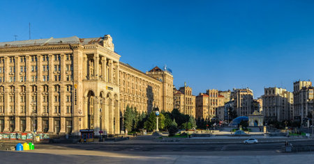 Kyiv, Ukraine 07.11. Main post office on Khreshchatyk street near the Maidan Nazalezhnosti in Kyiv, Ukraine, on a sunny summer morningのeditorial素材