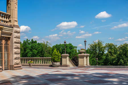 Kyiv, Ukraine 07.10. Honka or the main wooden house in the Mezhyhirya Residence, Kyiv, Ukraine, on a sunny summer dayのeditorial素材