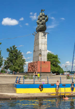 Kherson, Ukraine 12.09.2021. Monument to the first shipbuilders on the Dniester river embankment in Kherson, Ukraine, on a sunny summer dayのeditorial素材
