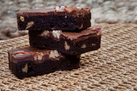 Simple Pecan nut and fudge brownies