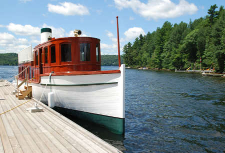 Ship on Lake of Bays の写真素材