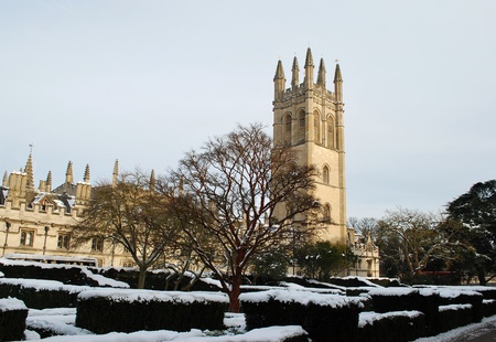 Oxford University buildings in snow, Oxford, England の写真素材