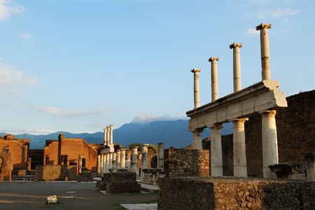 Sunset at Pompeii の写真素材