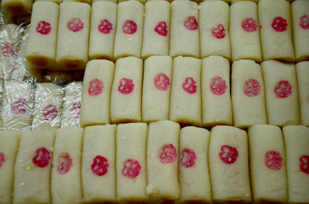 Chinese pancake made of rice-flour for sale at Don Wai Floating Market in Nakhon Pathom, Thailand.のeditorial素材