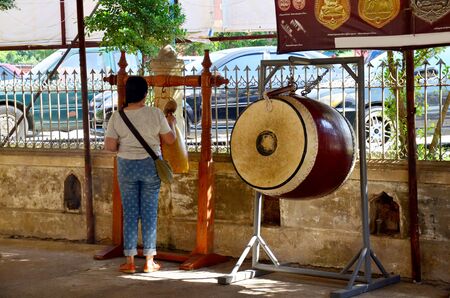 Thai people praying Buddha statue at Wat Bangchak Temple on November 21, 2015 in Nonthaburi, Thailand.のeditorial素材