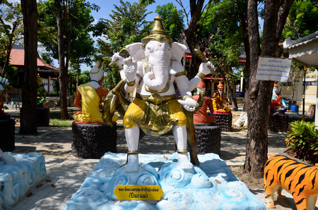 Ganesha Lord of Success Statue for people visit and praying at Wat Bang Chak on November 21, 2015 in Nonthaburi, Thailand.のeditorial素材