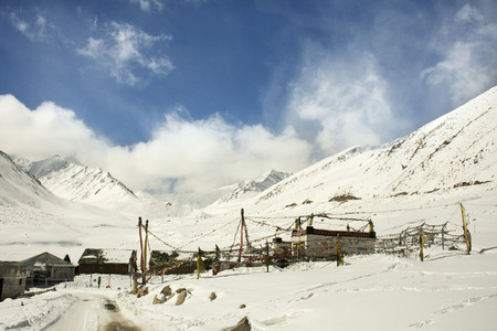 JAMMU KASHMIR, INDIA - MARCH 21 : Indian and traveler people stop car rest at check point base camp on Khardung La Road in Himalaya mountain at Leh Ladakh on March 21, 2019 in Jammu and Kashmir, Indiaのeditorial素材