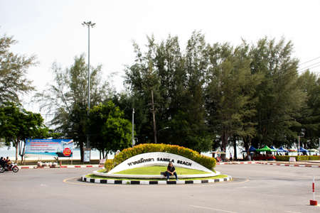 SONGKHLA, THAILAND - AUGUST 17 : Road at Samila Beach for thai people and foreigner travelers travel visit at Hat Yai City on August 17, 2019 in Songkhla, Thailandのeditorial素材