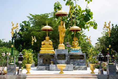 Sivali or phra siwali and Upagupta or Phra Upakut arhat and Gautama Maha Katyayana or Phra sangkajai buddha for thai respect praying at Wat Pho Bang O temple on March 15, 2022 in Nonthaburi, Thailandのeditorial素材