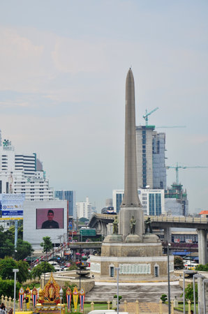 Aerial view landscape cityscape of bangkok city and high building condominium and railway track electric BTS skytrain at Victory Monument area of Ratchathewi urban on July 6, 2013 in Bangkok, Thailandのeditorial素材