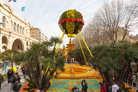 MENTON, FRANCE - FEBRUARY 27: Lemon Festival (Fete du Citron) on the French Riviera.The theme for 2013 was \\\"Around the World in 80 Days: Menton, the Secret Stop\\\". Thousands of lemons and oranges are used to build huge citrus constructions. Menton, Fのeditorial素材