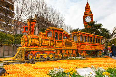 MENTON, FRANCE - FEBRUARY 27, 2013: Art made of lemons and oranges in the  Lemon Festival Fete du Citron. The famous fruit garden receives 160,000 visitors a year.のeditorial素材