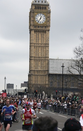 London, UK - April 25, 2010: Runners in the London Marathon. The London Marathon is next to New York, Berlin, Chicago and Boston to the World Marathon Majors, the Champions League in the marathon. 
のeditorial素材