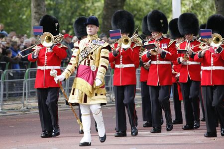 London, UK - June 16, 2012: Queen's Bands at Queen's Birthday Parade. Queen's Birthday Parade take place to Celebrate Queen's Official Birthday in every June in London. 

のeditorial素材