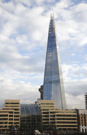 London , UK - July 19, 2012: Outside view of The Shard, tallest in Europe since 2011, a skyscraper in Southwark, 309.6 metres height, 95 floors, completed in 2012. 
のeditorial素材