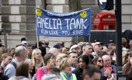 London, UK - April 21, 2013: Supporters watch and cheer thousands of marathon runners. The London Marathon is next to New York, Berlin, Chicago and Boston to the World Marathon Majors, the Champions League in the marathon
のeditorial素材