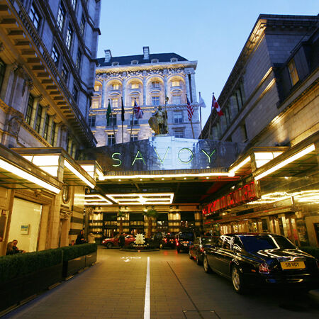 London, UK - March 7, 2014 :Outside view of the Savoy hotel, Britain's first luxury hotel in central London, opened in 1889 and closed in 2007 for renovations and reopened in October 2010.
のeditorial素材