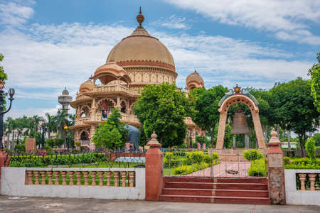 New Delhi, India - July 2019: Shri Aadya Katyayani Shakti Peetham Mandir at Chhattarpur temple complex which is spread over 60 acres, has over 20 temples divided in three different complexes.のeditorial素材