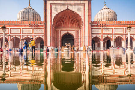 DELHI, INDIA âFEB, 2020: Jama Masjid was originally called Masjid-i-Jahan Numa, 'World-reflecting Mosque', built by Emperor Shah Jahan. It is large mosque constructed with red sandstone & white marbleのeditorial素材