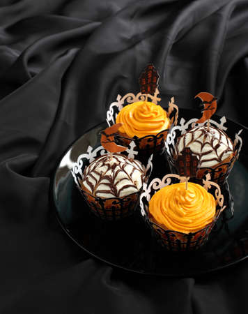 Halloween pumpkin cupcake の写真素材