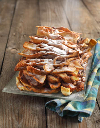 Sweet deep fried pastry 
