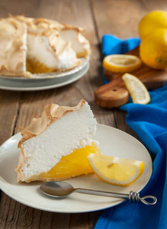Lemon meringue pieの写真素材