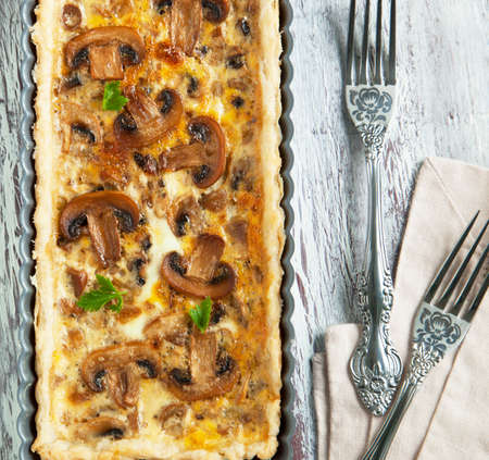 Mushroom and cheese tartの写真素材