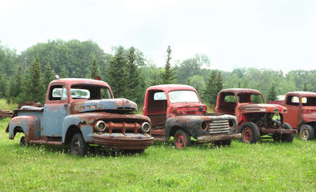 Very old rusty trucksの写真素材