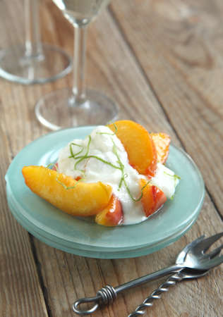 Caramelized Peaches with lime yogurt cremeの写真素材