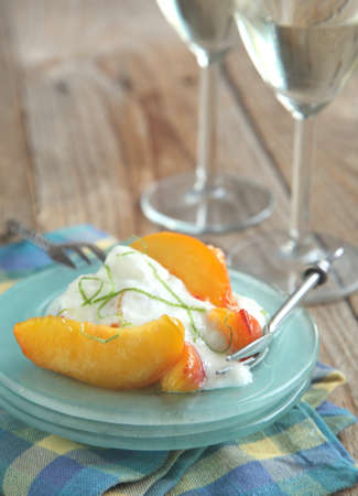 Caramelized Peaches with lime yogurt cremeの写真素材